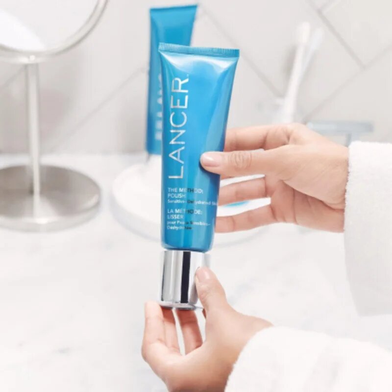 LANCER THE METHOD POLISH Sensitive-Dehydrated Skin čistilni kremasti piling za suho in občutljivo kožo 120 ml