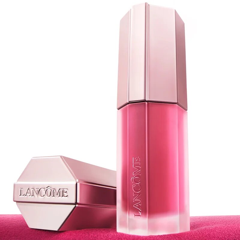 Lancôme Lip Idôle CuddleBlur™ Matte Velvet Lip Cream balzam za zapolnitev ustnic z mat učinkom odtenek 23 Cozy Berry 8.5 ml