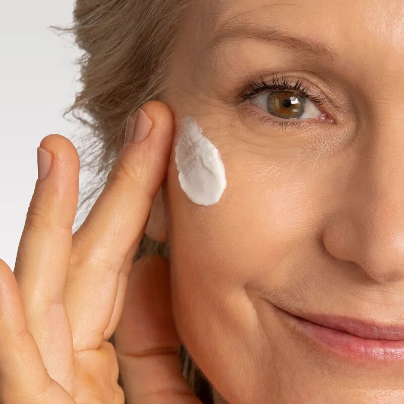 Lancôme Rénergie Nuit Multi-Lift nočna krema za učvrstitev kože in proti gubam za obraz in vrat 50 ml