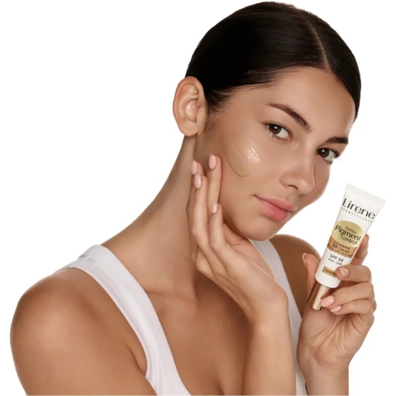 Lirene Derma Pigment Control Covering BB Cream SPF 50 posvetlitvena BB krema proti pigmentnim madežem odtenek 01 Light 30 ml