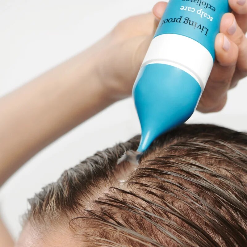 Living Proof Scalp Care Exfoliator globinsko čistilni piling za mastno lasišče proti prhljaju 100 ml