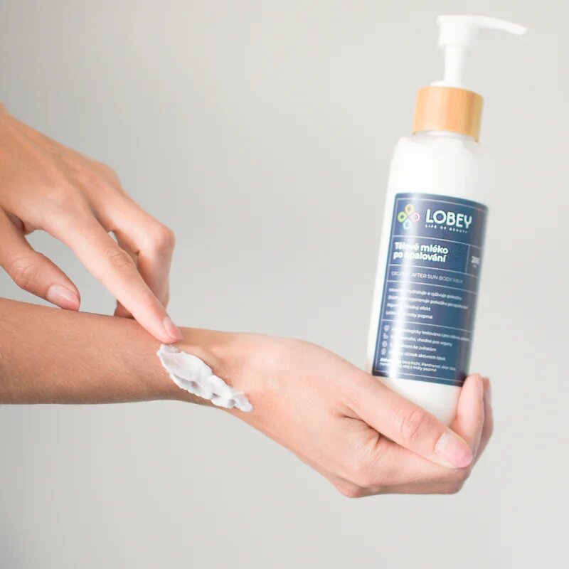 Lobey Body Care Tělové mléko po opalování losjon za telo za sončenje 200 ml