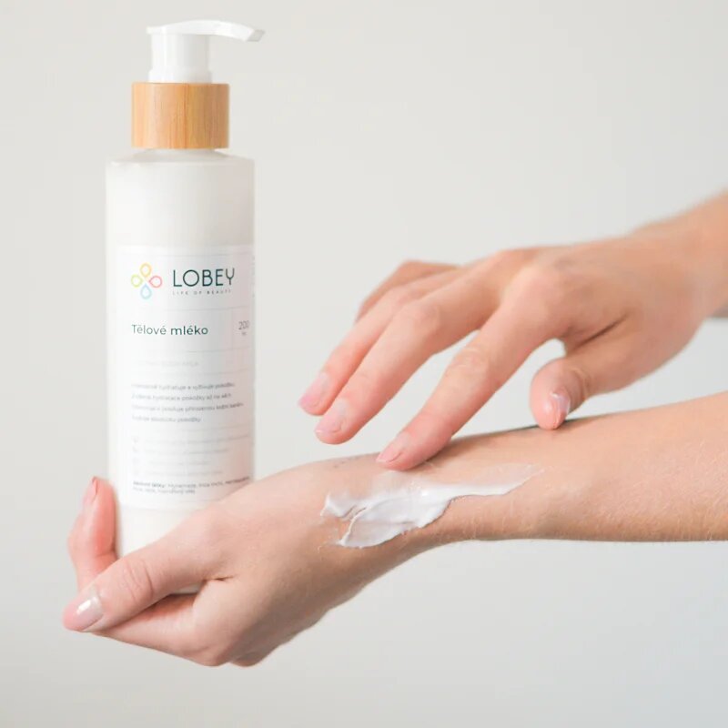 Lobey Body Care Tělové Mléko vlažilni losjon za telo 200 ml