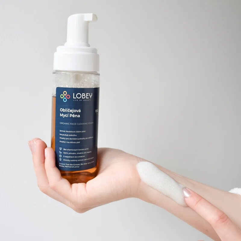 Lobey Face Cleanser pena za umivanje za obraz 150 ml