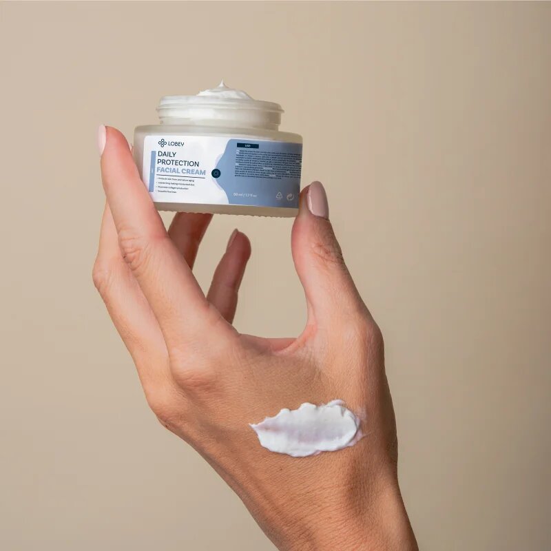 Lobey Skin Care Daily Protection Facial Cream dnevna zaščitna krema 50 ml
