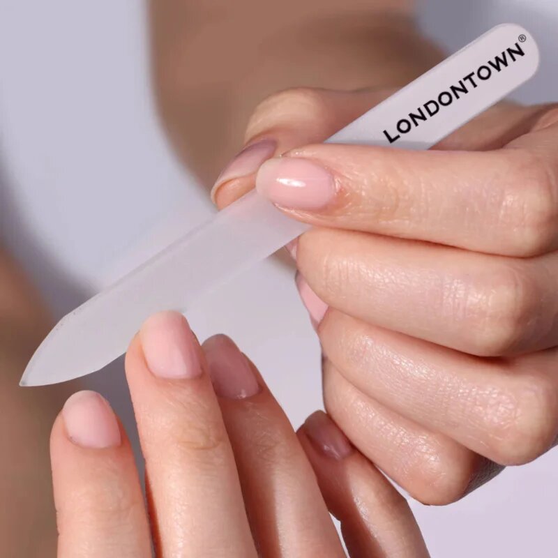 LONDONTOWN Glass Nail File steklena pilica za nohte 1 kos