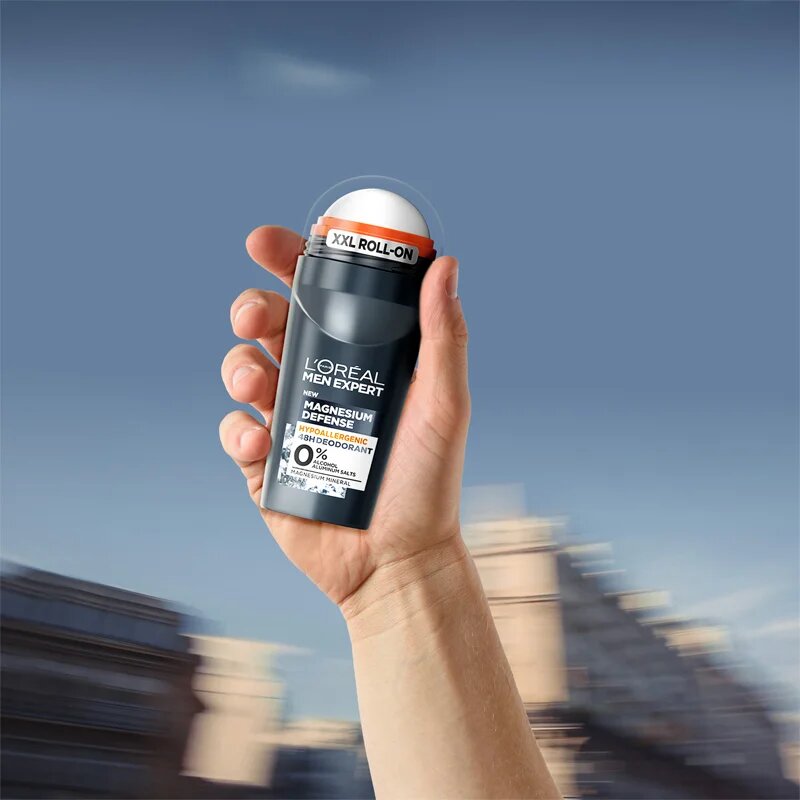L’Oréal Paris Men Expert Magnesium Defence deodorant roll-on za moške 50 ml