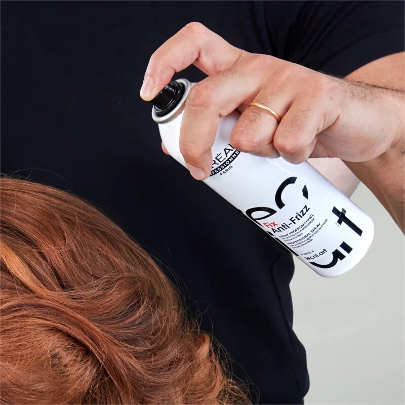 L’Oréal Professionnel Tecni.Art FIX Anti-Frizz pršilo za fiksiranje proti krepastim lasem 250 ml
