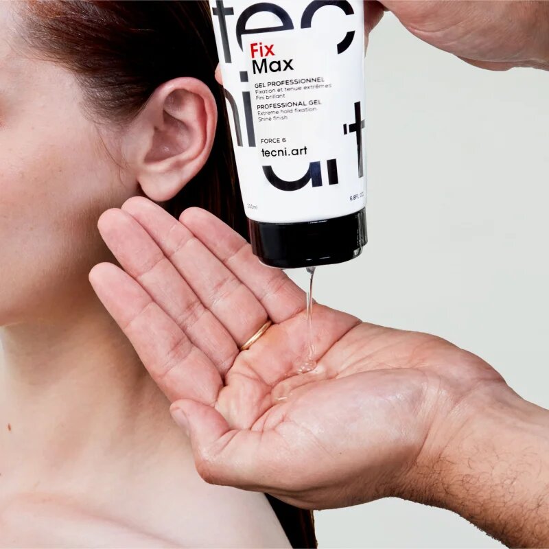 L’Oréal Professionnel Tecni.Art Fix Max gel za lase z močno fiksacijo 200 ml