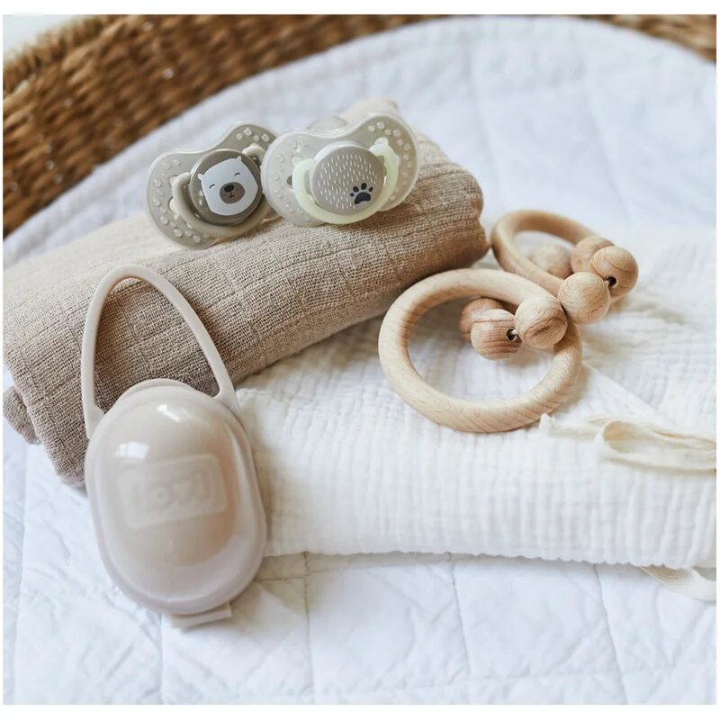 LOVI Dummy Case 0+ m škatlica za dudo odtenek Beige 1 kos