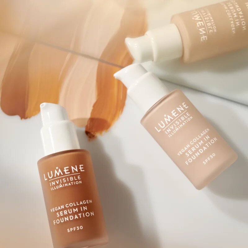 Lumene Invisible Illumination Vegan Collagen Serum in Foundation lahki tekoči puder s hranilnim učinkom SPF 30 1.5 30 ml