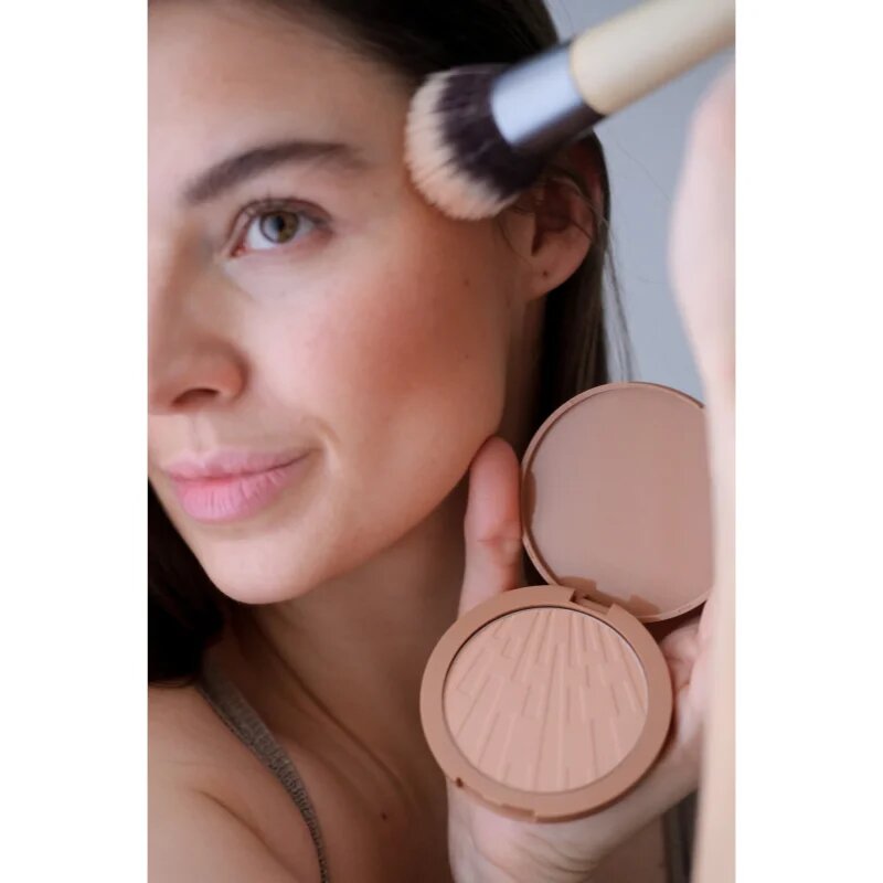 Lumene Natural Glow kompaktni bronz puder odtenek 1 Arctic Summer 10 g