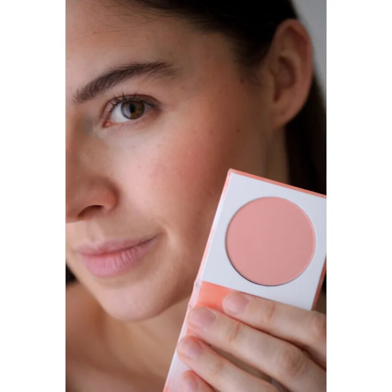 Lumene Natural Glow rdečilo v prahu odtenek 1 Coral Glow 4 g