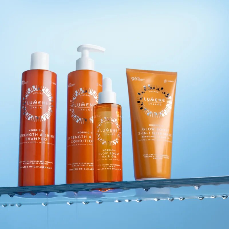 Lumene Nordic-C [VALO] Glow Boost krepilno in posvetlitveno olje za suhe in poškodovane lase 75 ml