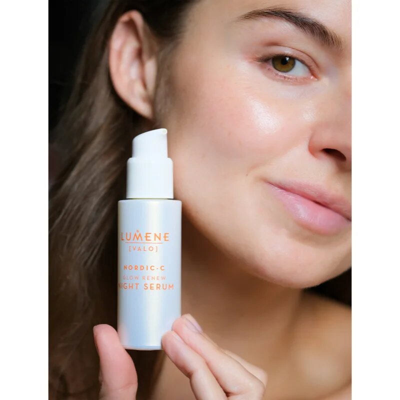 Lumene Nordic-C [VALO] Glow Renew nočni serum za posvetlitev in zgladitev kože 30 ml