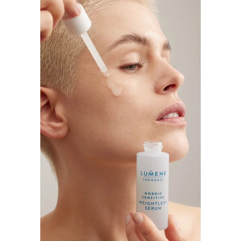 Lumene Nordic Sensitive [HERKKÄ] Weightless lahki serum za pomiritev in okrepitev občutljive kože 30 ml