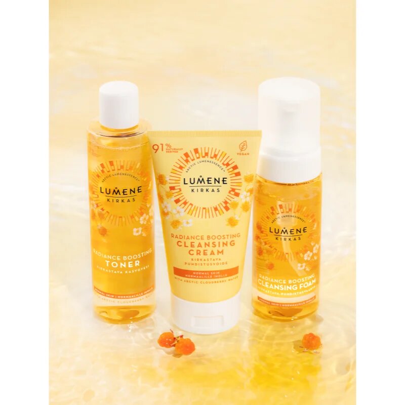Lumene Radiance Boosting [KIRKAS] čistilni kremasti gel za osvetljevanje kože in hidratacijo 150 ml