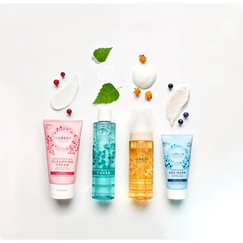 Lumene Radiance Boosting [KIRKAS] posvetlitvena čistilna pena 150 ml