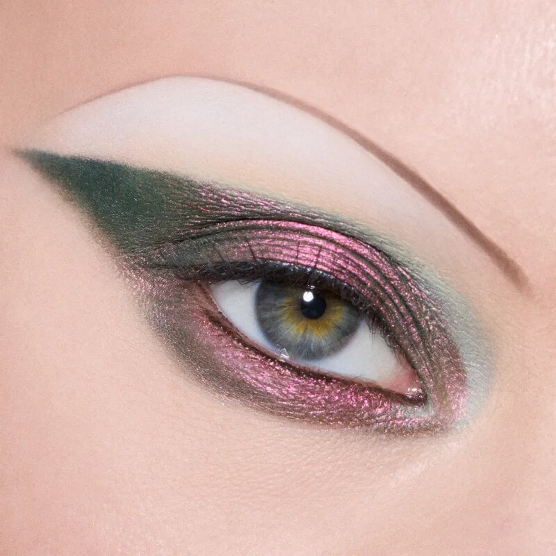 MAC Cosmetics Eye Shadow Multichrome senčila za oči odtenek Kaleidoscope 1 g