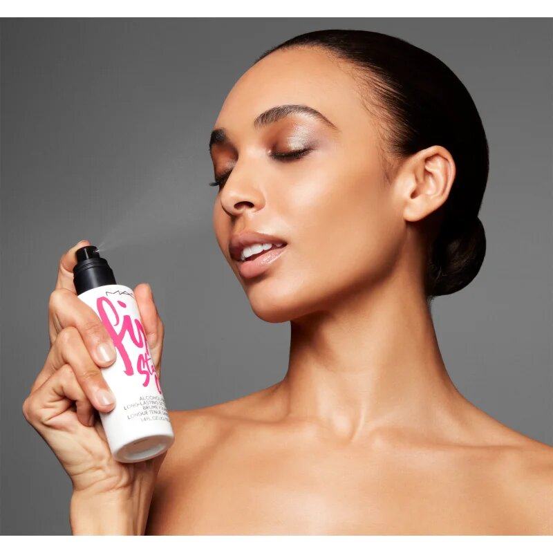 MAC Cosmetics Fix+ Stay Over pršilo za fiksiranje make-upa vlažilna 100 ml