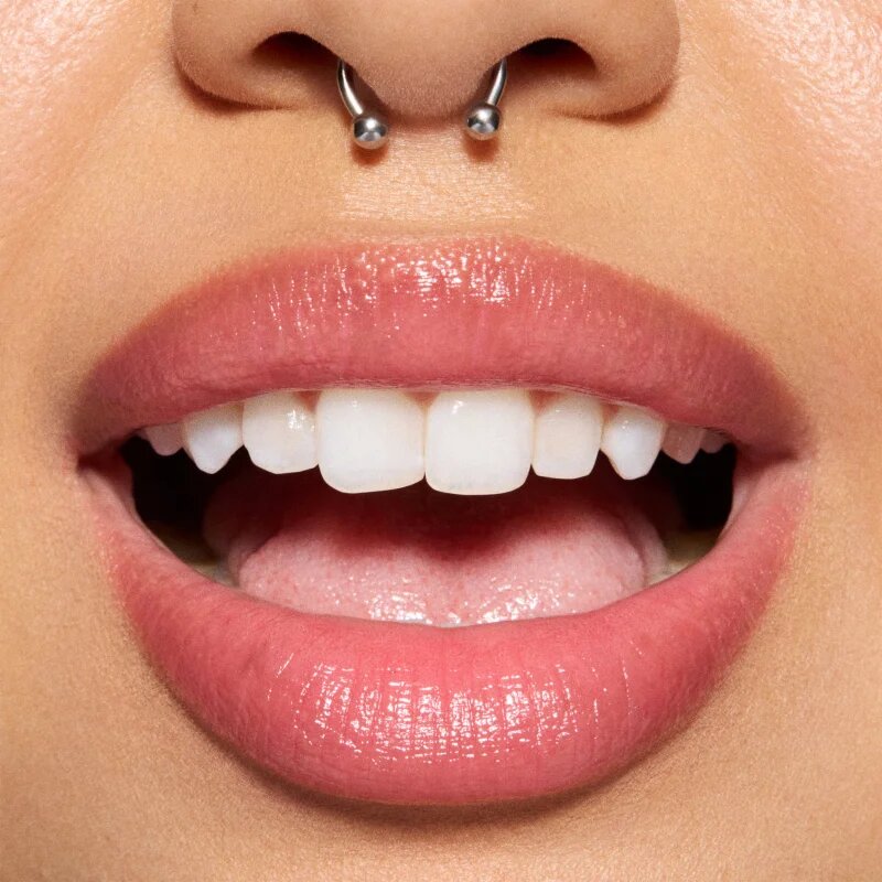 MAC Cosmetics Glow Play Lip Balm hranilni in vlažilni balzam za ustnice odtenek Smile 3.14 g
