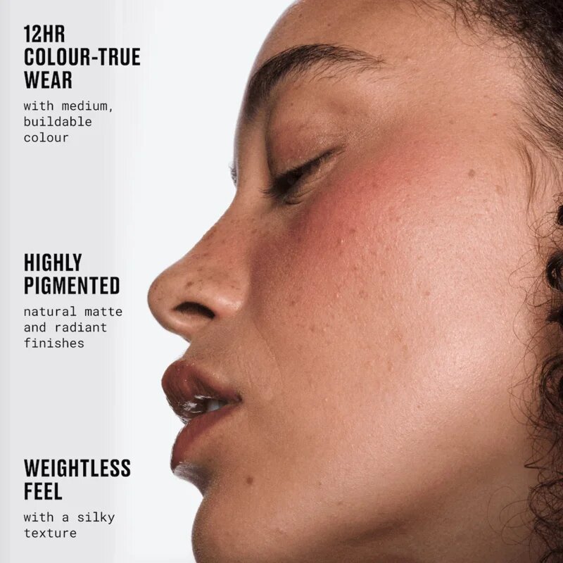MAC Cosmetics Skinfinish Colourstruck rdečilo odtenek Peachykeen 4.5 g