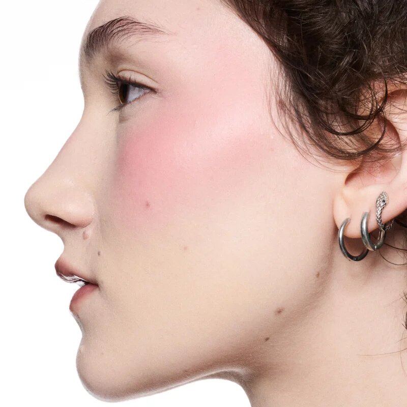 MAC Cosmetics Skinfinish Colourstruck rdečilo odtenek Sinner 4.5 g