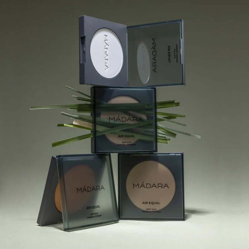 Mádara MÁDARA Air Equal mineralni puder odtenek #2 Beige 9 g