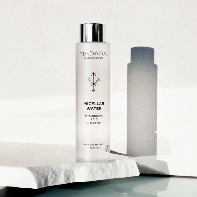 Mádara MÁDARA Cleansing čistilna micelarna voda s hialuronsko kislino 100 ml