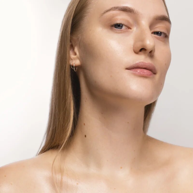 Mádara MÁDARA Hydra Glow Hyaluron Peptide Serum hialuronski serum s peptidi 30 ml