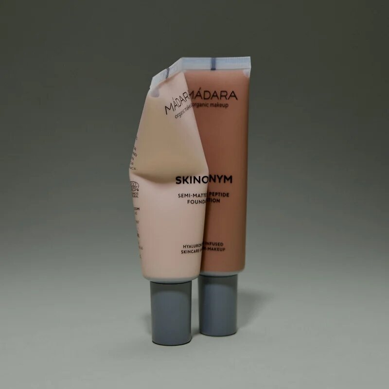 Mádara MÁDARA Skinonym Semi-Matte Peptide dolgoobstojen tekoči puder s peptidi odtenek #15 Stone 30 ml