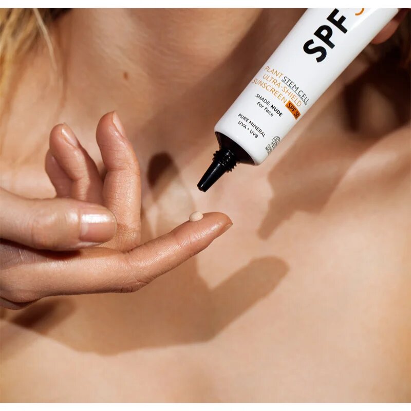 Mádara MÁDARA SPF50 krema za sončenje za obraz SPF 50 40 ml