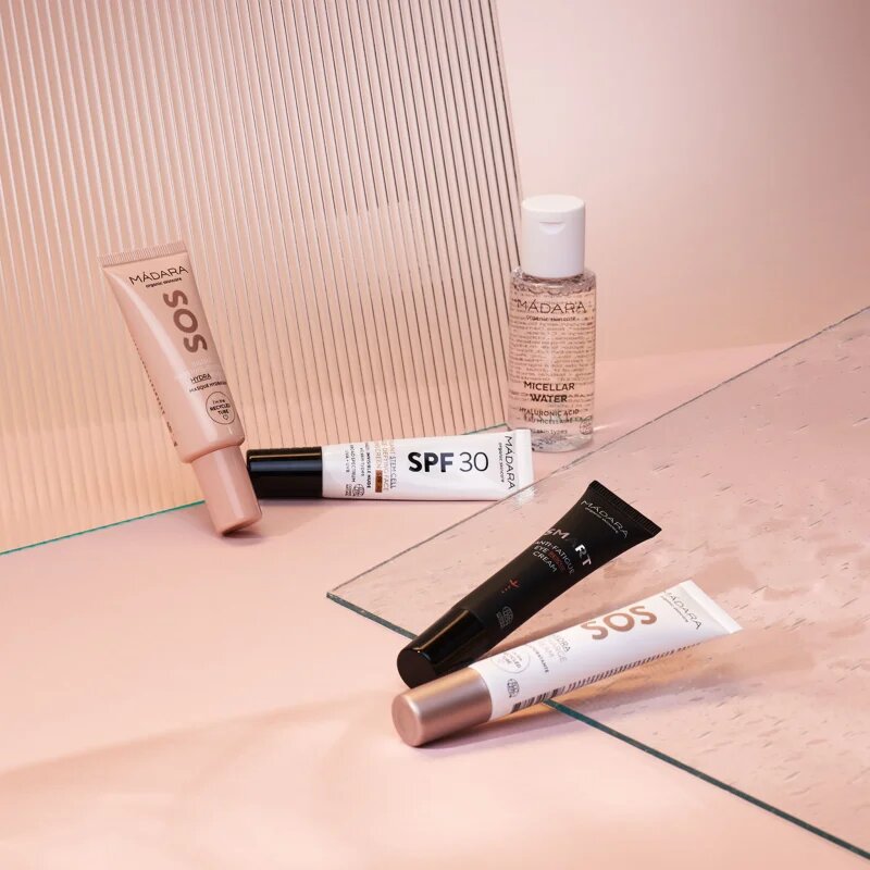 Mádara MÁDARA WHEREVER Travel Set 5-In-1 Potovalni set za popolno polt