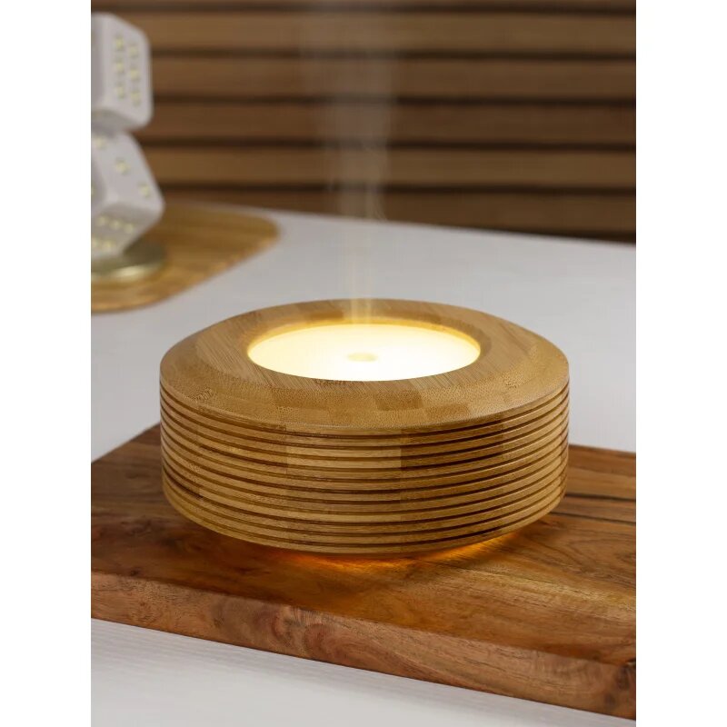 MADE BY ZEN Raya ultrazvočni aroma difuzor in vlažilec zraka iz bambusa 1 kos