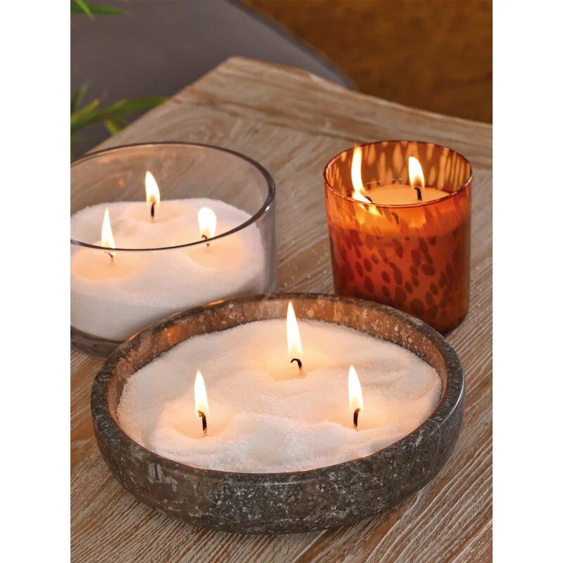 MADE BY ZEN Signature Scented Sand dišeča sveča 500 g