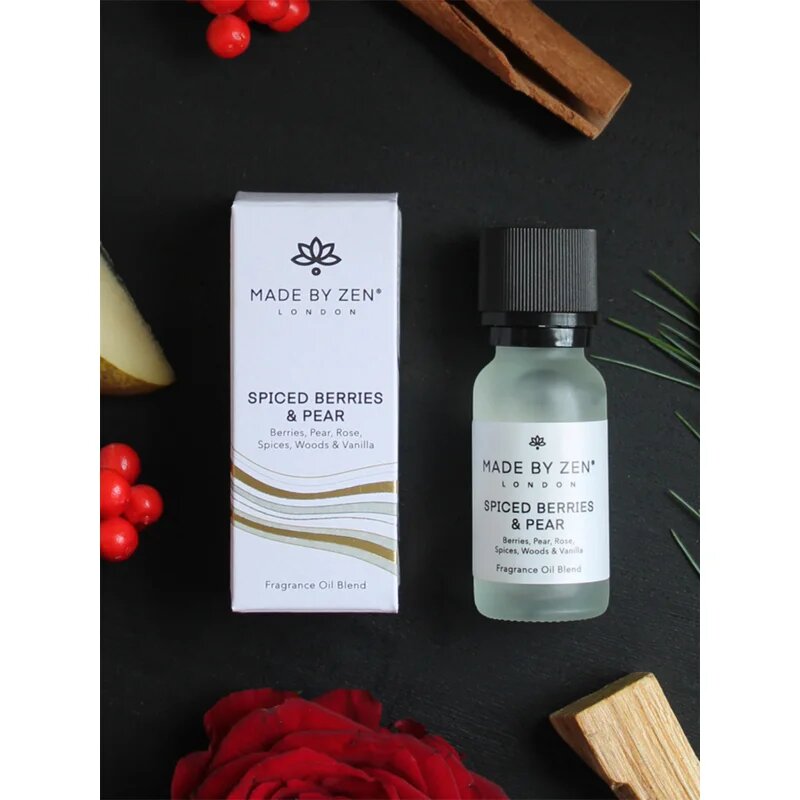 MADE BY ZEN Spiced Berries & Pear dišavno olje 15 ml