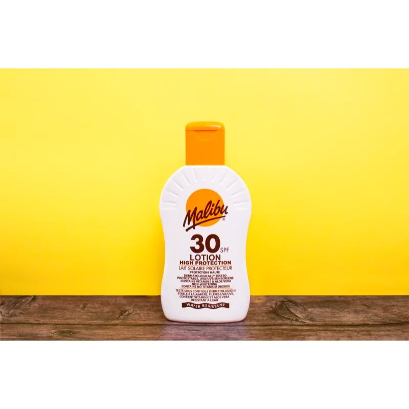 Malibu Lotion High Protection zaščitni losjon SPF 30 200 ml