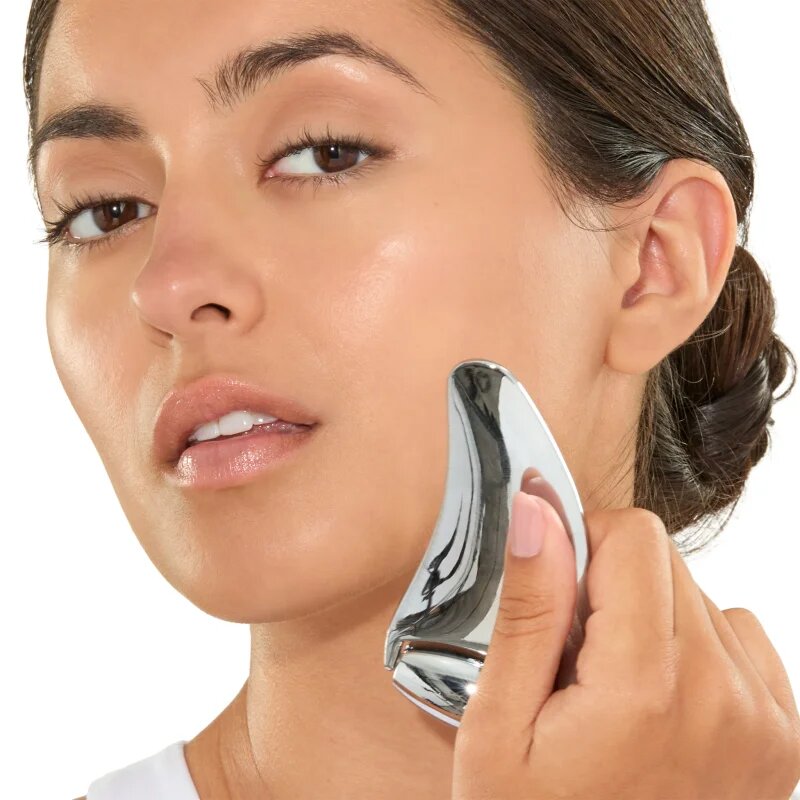Mario Badescu 2-in-1 Gua Sha Roller pripomoček za masažo za obraz 1 kos