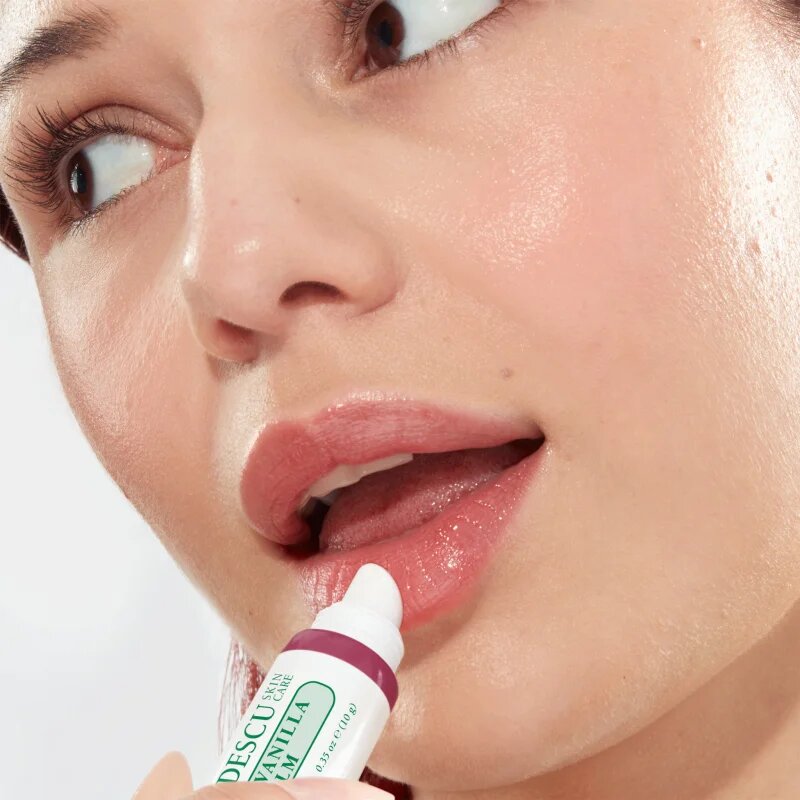 Mario Badescu Acai and Vanilla Lip Balm vlažilni balzam za ustnice 10 g