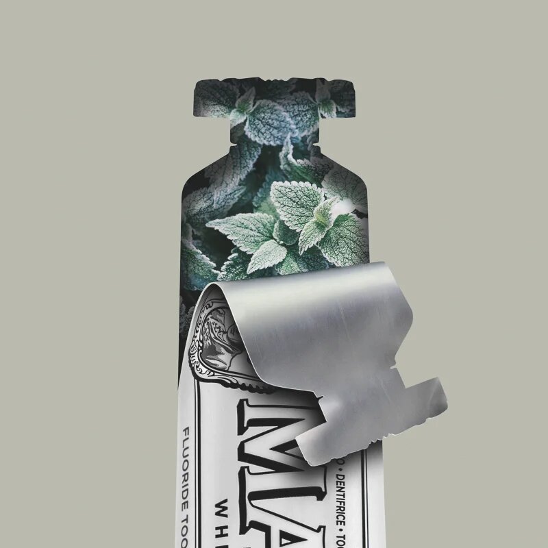Marvis Whitening Mint zobna pasta z belilnim učinkom okus Mint 25 ml