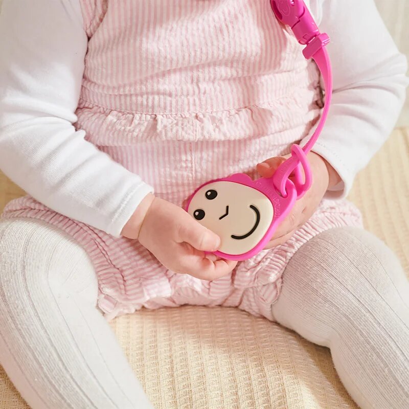 Matchstick Monkey Flat Face Teether & Soother Clip darilni set za otroke Pink