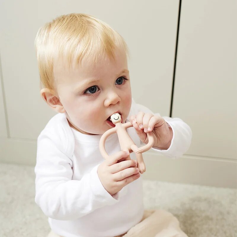 Matchstick Monkey Teething Toy and Gel Applicator grizalo s krtačko 2v1 Dusty Pink 1 kos