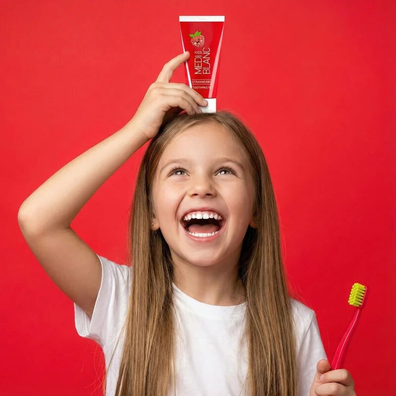 MEDIBLANC Toothpaste KIDS otroška zobna pasta Strawberry 50 ml