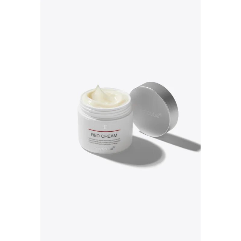 Medicube Red Cream vlažilna in hranilna krema s pomirjajočim učinkom 50 ml