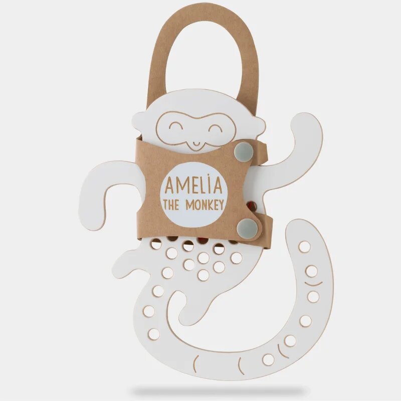Milin Big Wooden Lacing Toy Monkey Amelia aktivnostna igrača 20 cm x 175 cm x 07 cm 1 kos