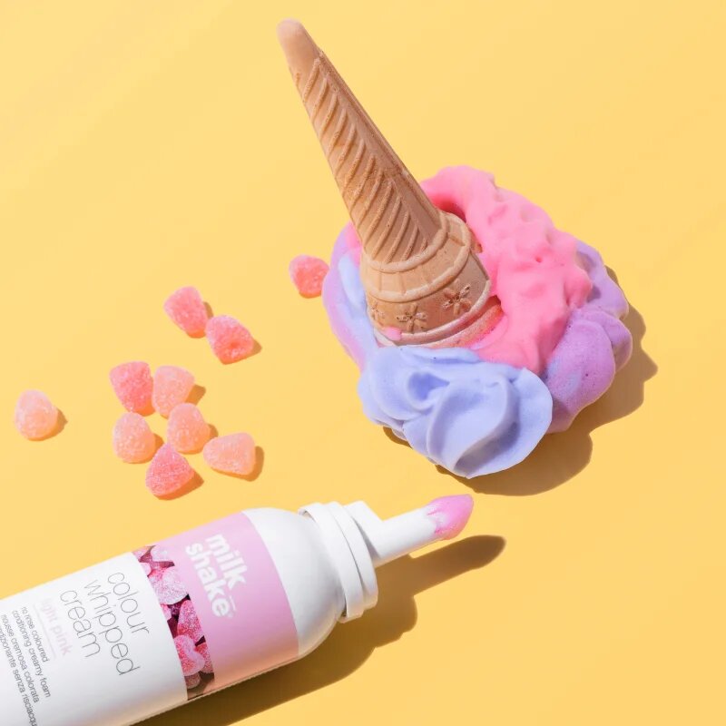 milk_shake® Colour Whipped Cream tonirana pena za vse tipe las Light Pink 100 ml