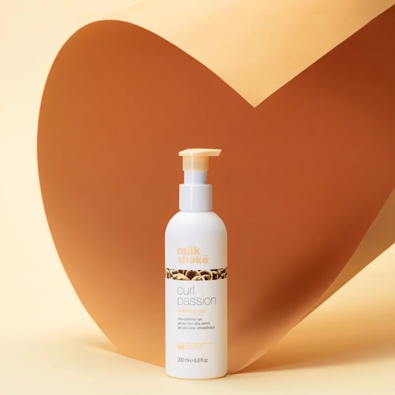milk_shake® Curl Passion gel za obliko 200 ml