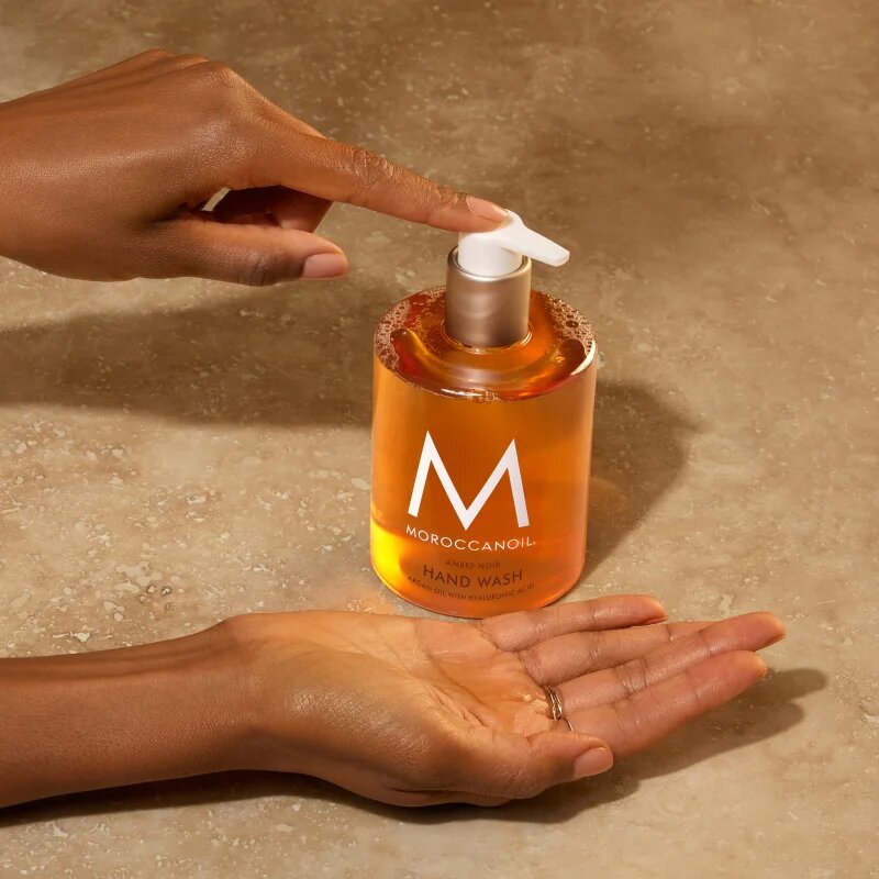 Moroccanoil Body Ambre Noir tekoče milo za roke 360 ml