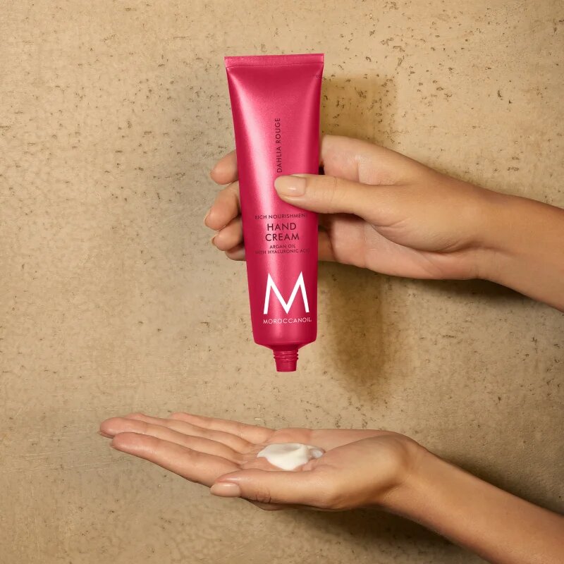 Moroccanoil Body Dahlia Rouge krema za roke 100 ml
