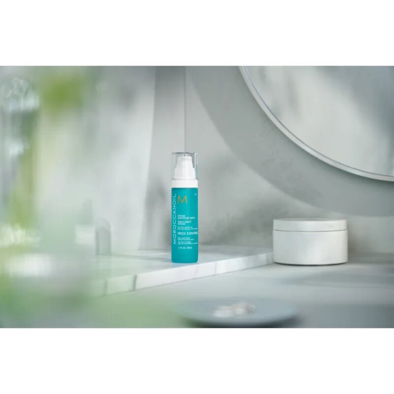 Moroccanoil Frizz Control Intense Smoothing Serum intenzivni serum za glajenje in prehrano suhih in neobvladljivih las 50 ml